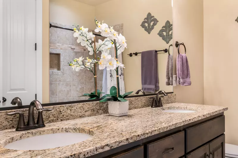 Upstairs Master Bath Vanity